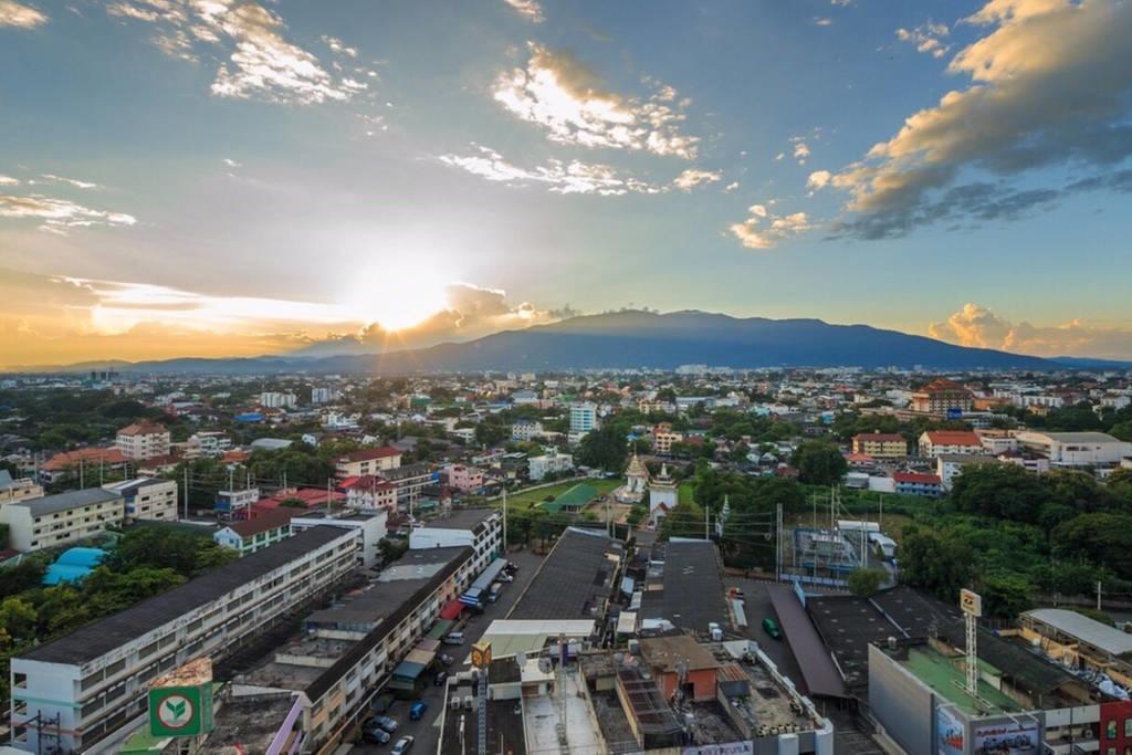 Astra Suites Central Chiang Mai Exterior foto